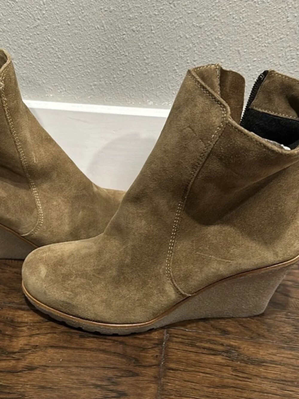 La Canadienne wedge ankle boots - new, size 8